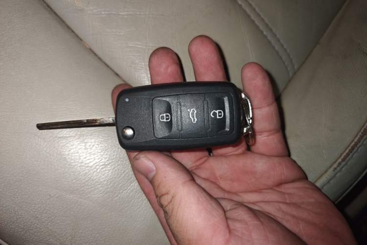 Used Volkswagen Passat 2011 1.8 TSI DSG Prestige Edition Vehicle Key