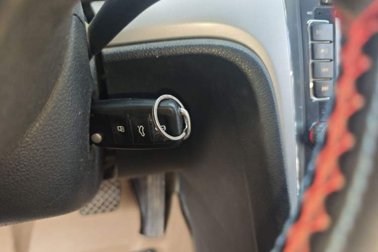 Used Volkswagen Passat 2011 1.8TSI Automatic Prestige Edition Vehicle Key