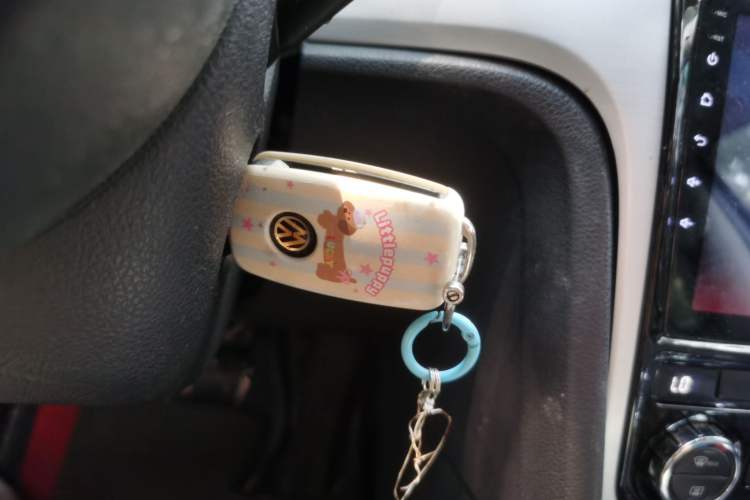 Used Volkswagen Passat 2011 1.8TSI Automatic Prestige Edition Vehicle Key