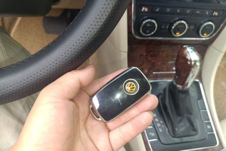 Used Volkswagen Passat 2011 1.8 TSI DSG Ultimate Edition Vehicle Key