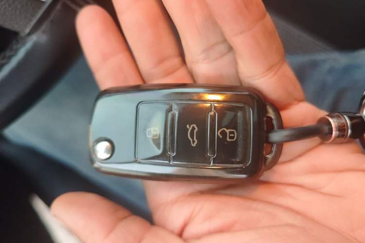 Used Volkswagen Passat 2011 1.8TSI Automatic Prestige Edition Vehicle Key