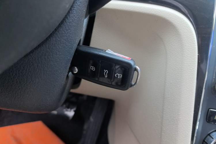 Used Volkswagen Passat 2011 1.8 TSI DSG Prestige Edition Vehicle Key