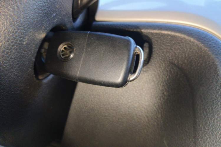 Used Volkswagen Passat 2011 1.4 TSI Manual Luxury Edition Vehicle Key