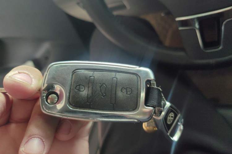 Used Volkswagen Passat 2011 2.0 TSI DSG Premium Edition Vehicle Key
