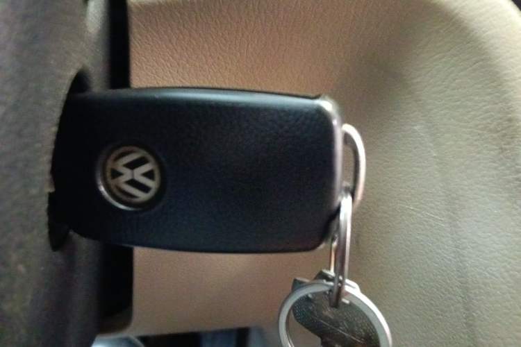 Used Volkswagen Passat 2011 1.8TSI Automatic Prestige Edition Vehicle Key