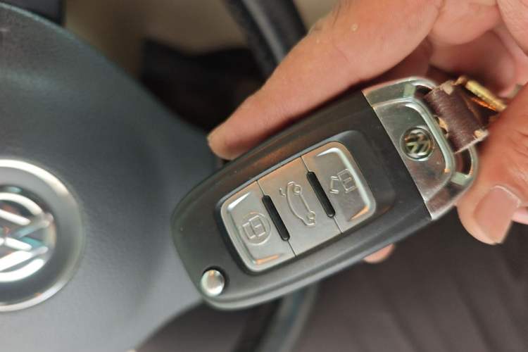 Used Volkswagen Passat 2011 3.0L V6 DSG Flagship Edition Vehicle Key