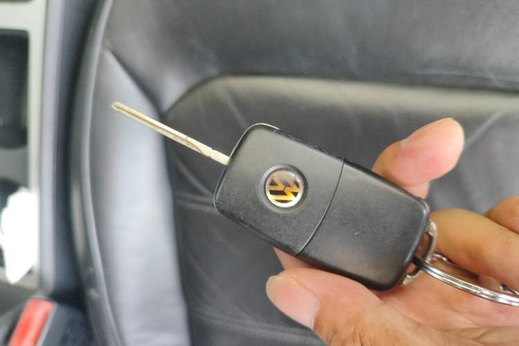 Used Volkswagen Passat 2011 1.8TSI Automatic Prestige Edition Vehicle Key