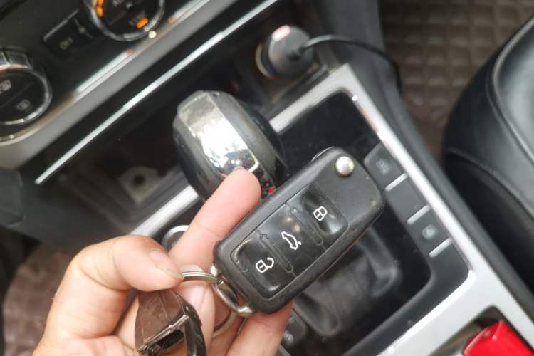 Used Volkswagen Passat 2011 2.0 TSI DSG Ultimate Edition Vehicle Key