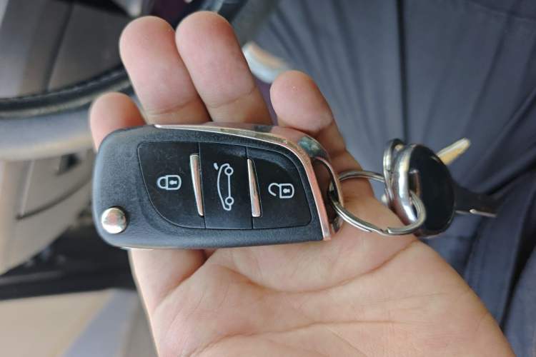 Used Volkswagen Passat 2011 1.8 TSI DSG Prestige Edition Vehicle Key