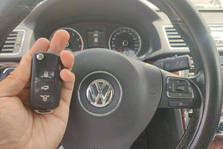 Used Volkswagen Passat 2011 1.8 TSI DSG Prestige Edition Vehicle Key
