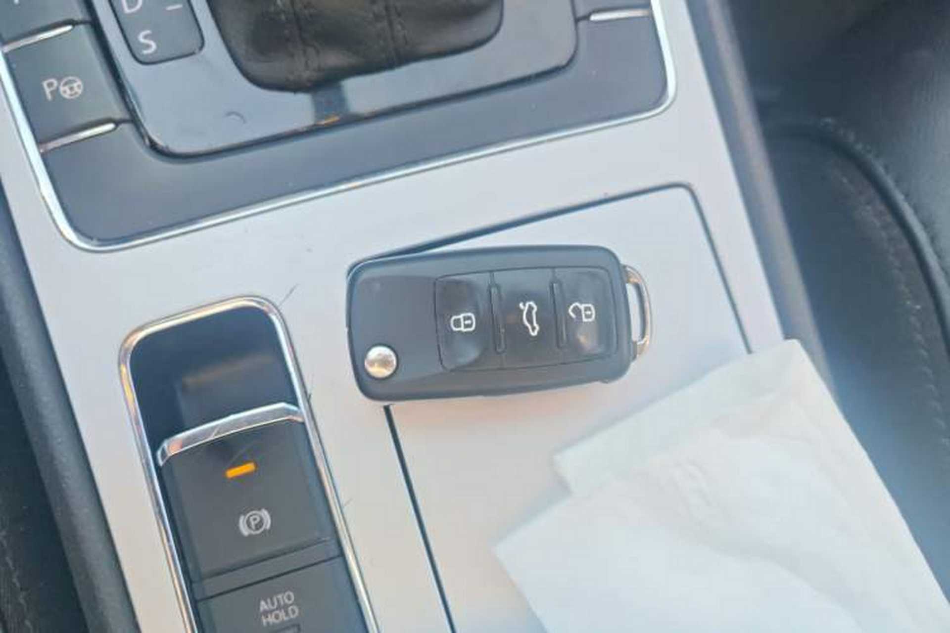 Used Volkswagen Passat 2011 2.0 TSI DSG Ultimate Edition Vehicle Key
