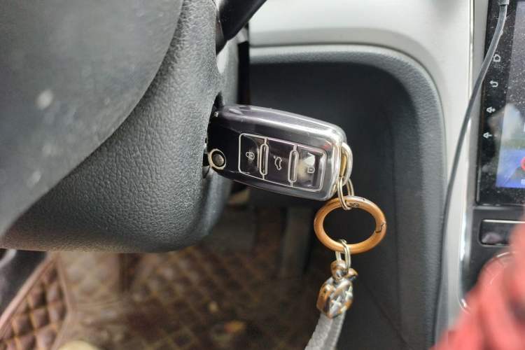 Used Volkswagen Passat 2011 1.8TSI Automatic Prestige Edition Vehicle Key