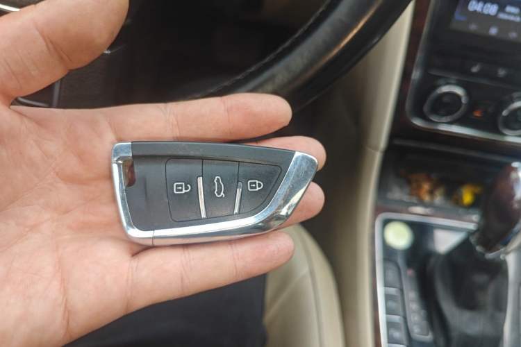 Used Volkswagen Passat 2011 2.0 TSI DSG Ultimate Edition Vehicle Key