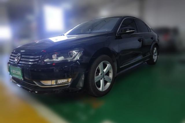 Ojetý Volkswagen Passat 2011 1.8TSI DSG Prestige Edition