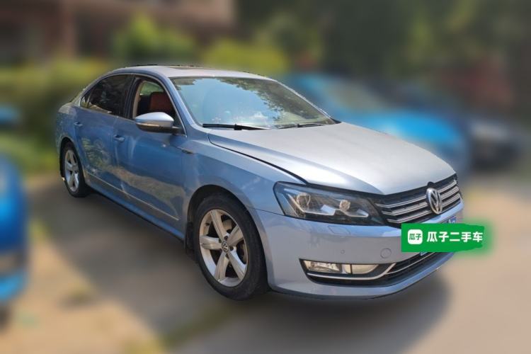 Used Volkswagen Passat 2011 2.0 TSI DSG Premium Edition Front Right 45 Deg