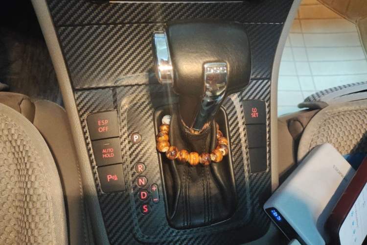 Used Volkswagen Passat 2011 2.0T Touring Edition Comfort Model Gear Lever