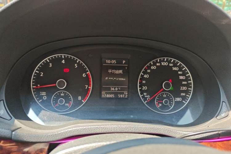 Used Volkswagen Passat 2011 2.0 TSI DSG Premium Edition Instrument Cluster