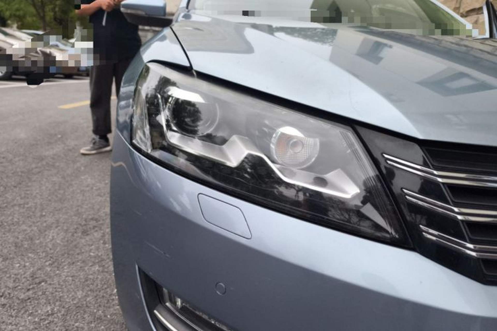 Used Volkswagen Passat 2011 2.0 TSI DSG Ultimate Edition Right Front Headlight