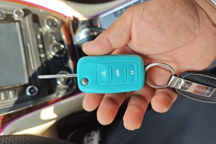 Used Volkswagen Passat 2011 2.0 TSI DSG Premium Edition Vehicle Key