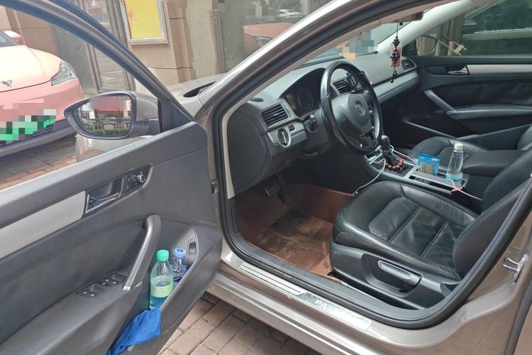 Used Volkswagen Passat 2011 1.8 TSI DSG Prestige Edition Driver Seat