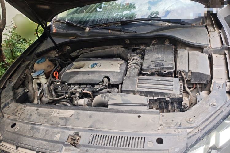Used Volkswagen Passat 2011 2.0 TSI DSG Premium Edition Engine Bay