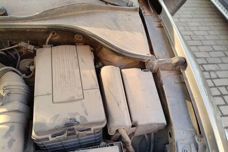 Used Volkswagen Passat 2011 1.8 TSI DSG Prestige Edition Engine Bay Left