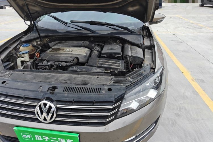 Used Volkswagen Passat 2011 1.8TSI Automatic Prestige Edition Engine Bay Left