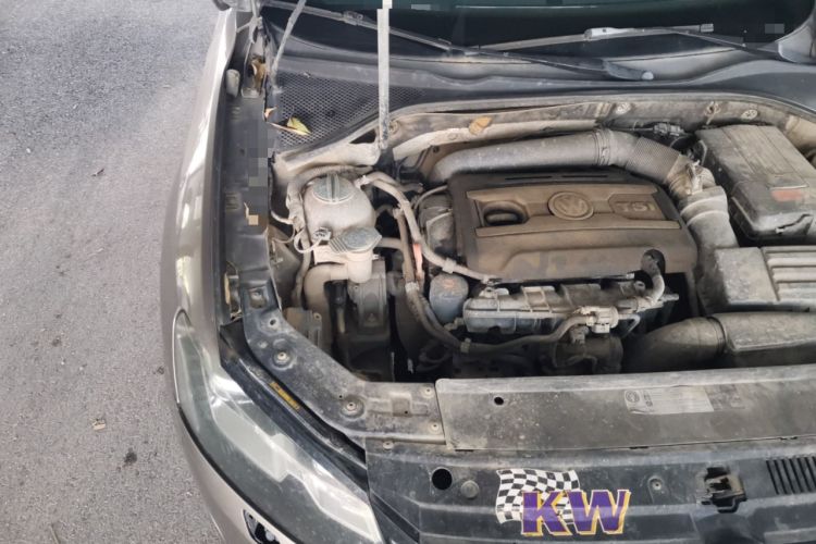 Used Volkswagen Passat 2011 1.8 TSI DSG Ultimate Edition Engine Bay Right