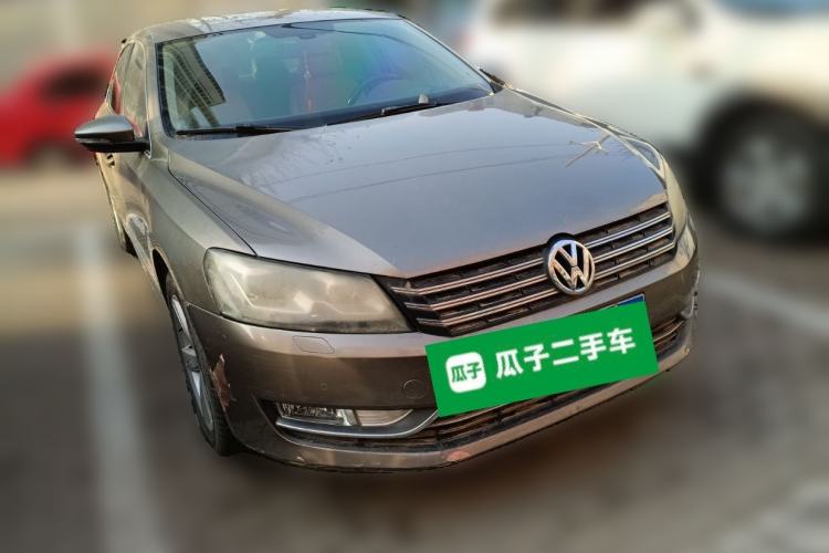 Used Volkswagen Passat 2011 1.8 TSI DSG Prestige Edition Front Right 45 Deg