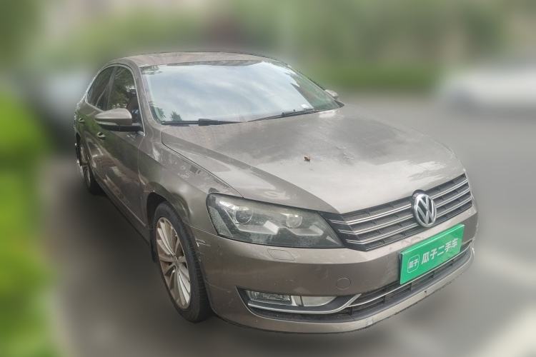 Used Volkswagen Passat 2011 1.8 TSI DSG Ultimate Edition Front Right 45 Deg