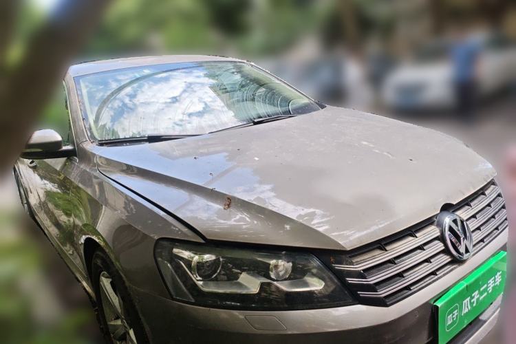 Used Volkswagen Passat 2011 2.0 TSI DSG Premium Edition Front Right 45 Deg