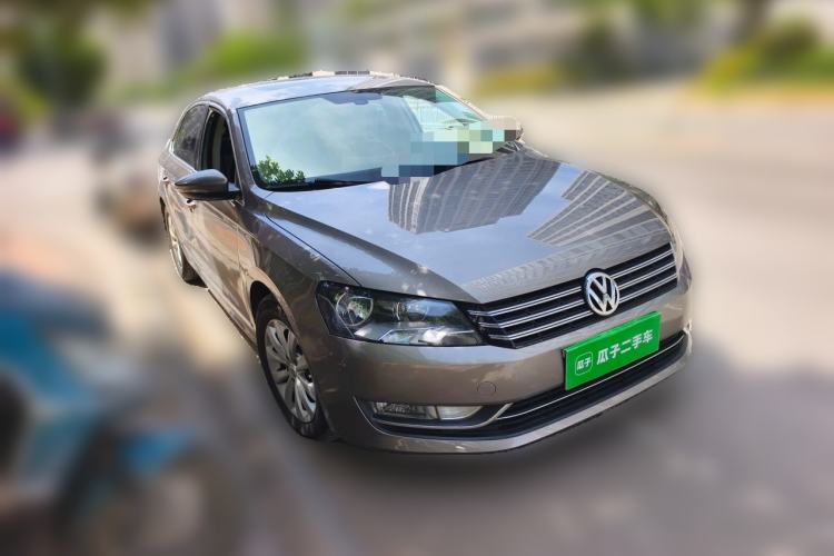 Used Volkswagen Passat 2011 1.8TSI Automatic Prestige Edition Front Right 45 Deg