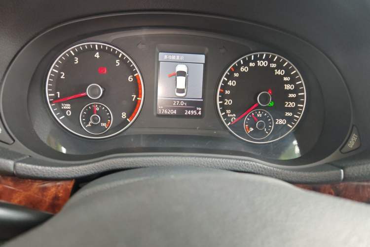 Used Volkswagen Passat 2011 1.8TSI DSG Prestige Edition Instrument Cluster