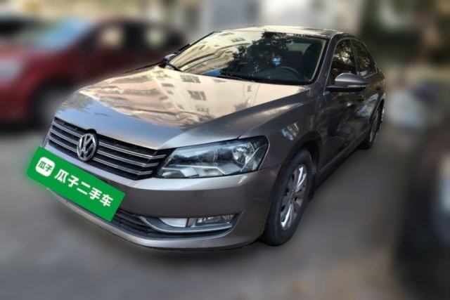 Ojetý Volkswagen Passat 2011 1.8 TSI DSG Prestige Edition