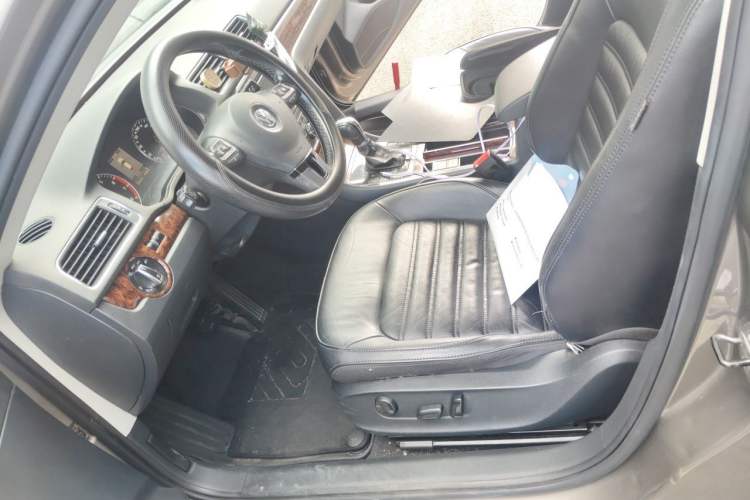 Used Volkswagen Passat 2011 1.8TSI DSG Prestige Edition Left Front Seat