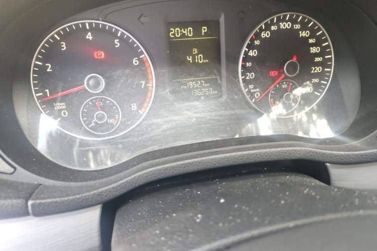Used Volkswagen Passat 2011 1.8 TSI DSG Prestige Edition Odometer Close Up
