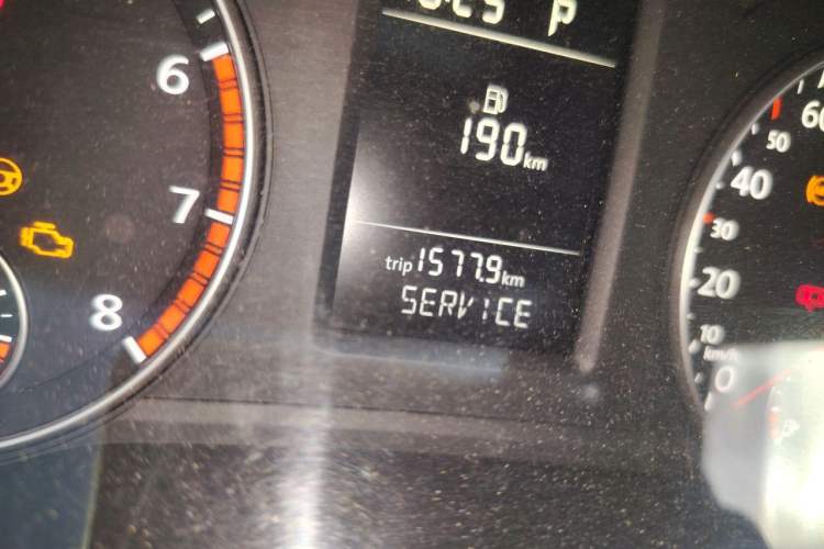 Used Volkswagen Passat 2011 1.8 TSI DSG Prestige Edition Odometer Close Up