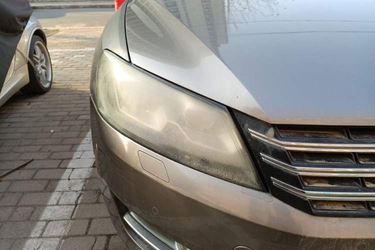 Used Volkswagen Passat 2011 1.8 TSI DSG Prestige Edition Right Front Headlight