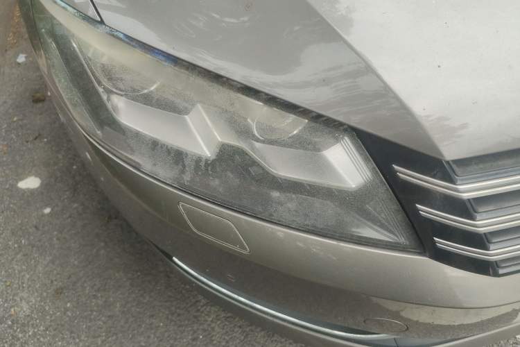 Used Volkswagen Passat 2011 1.8 TSI DSG Ultimate Edition Right Front Headlight