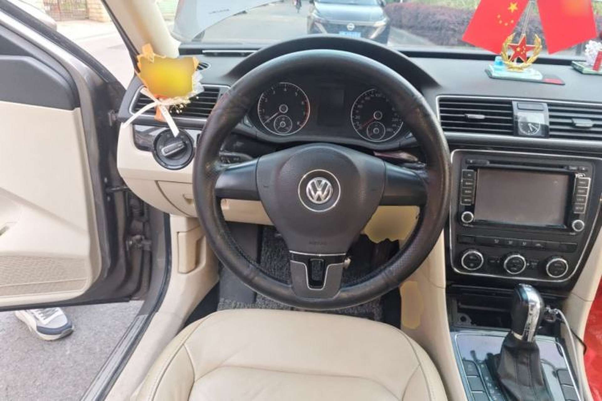 Used Volkswagen Passat 2011 1.8TSI Automatic Prestige Edition Steering Wheel