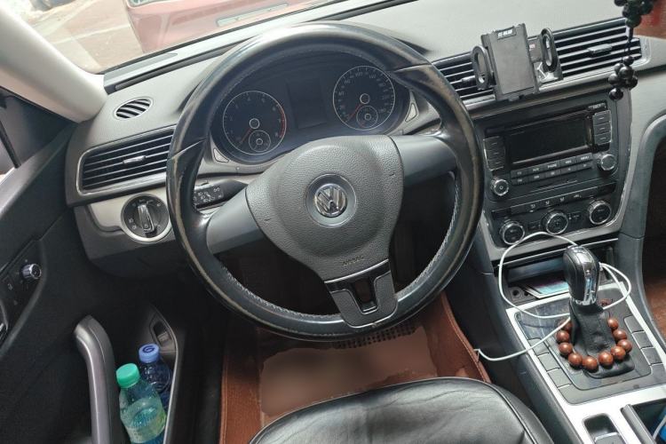 Used Volkswagen Passat 2011 1.8 TSI DSG Prestige Edition Steering Wheel