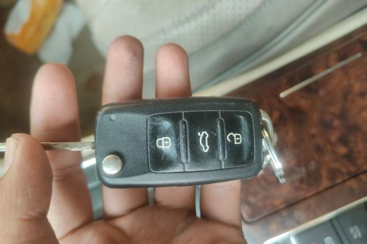 Used Volkswagen Passat 2011 1.8 TSI DSG Ultimate Edition Vehicle Key