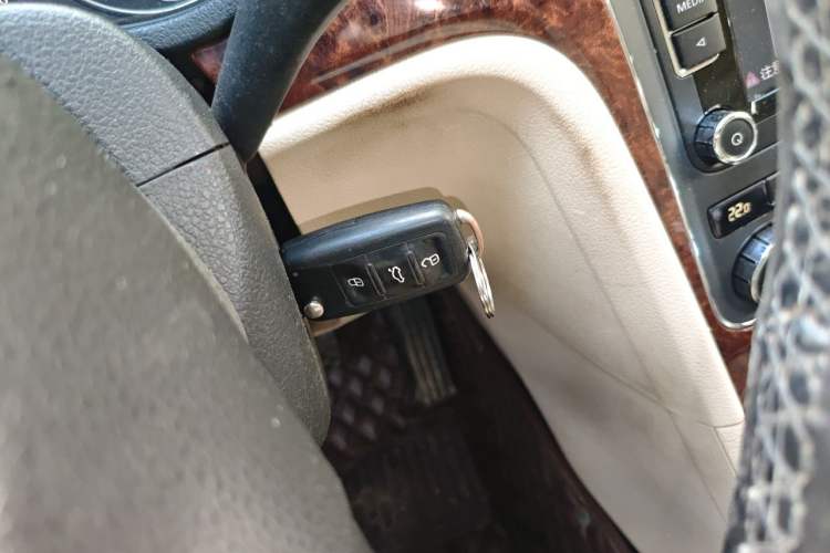 Used Volkswagen Passat 2011 2.0 TSI DSG Premium Edition Vehicle Key