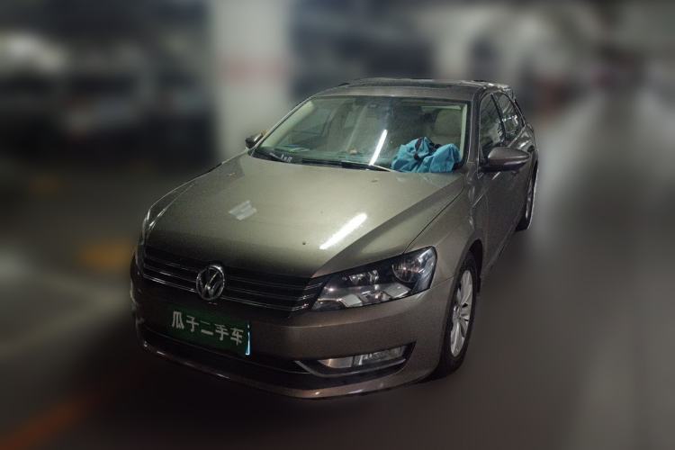 Ojetý Volkswagen Passat 2011 1.8TSI Automatic Prestige Edition Guazi used car, China used car export, Used car for sale, Used cars, Cheapest cars for sale
