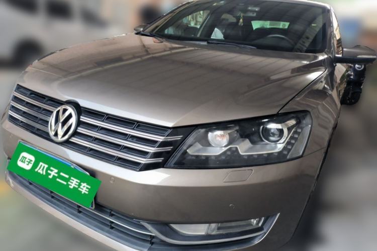 Used Volkswagen Passat 2011 1.8 TSI DSG Ultimate Edition Guazi used car, China used car export, Used car for sale, Used cars, Cheapest cars for sale