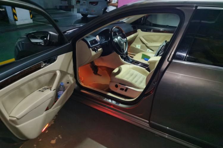Used Volkswagen Passat 2011 2.0 TSI DSG Ultimate Edition Driver Seat