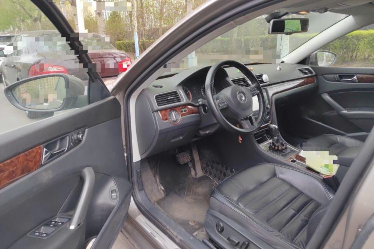 Used Volkswagen Passat 2011 1.8TSI DSG Prestige Edition Driver Seat