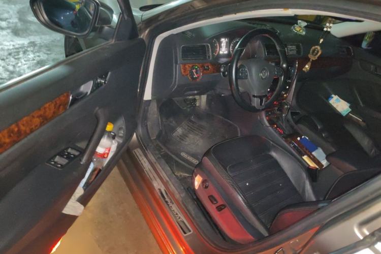 Used Volkswagen Passat 2011 1.8TSI DSG Prestige Edition Driver Seat
