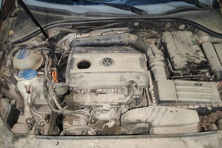 Used Volkswagen Passat 2011 2.0 TSI DSG Premium Edition Engine Bay