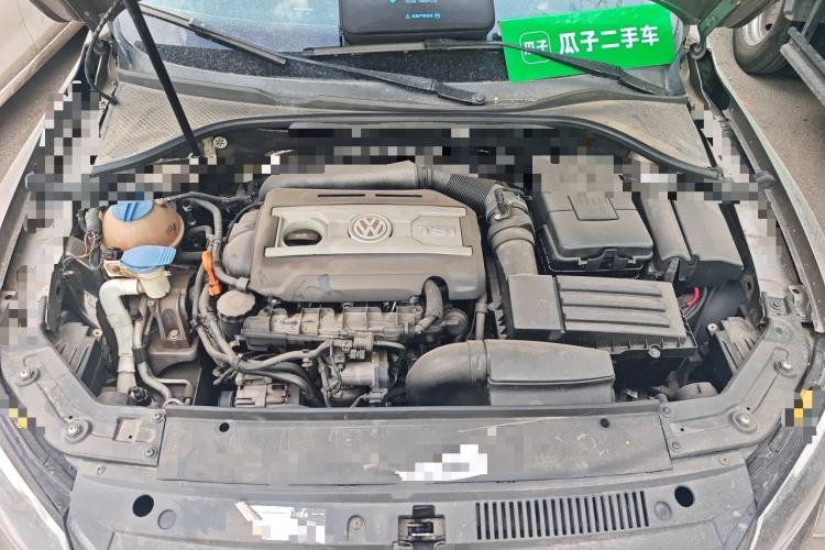Used Volkswagen Passat 2011 1.8TSI DSG Prestige Edition Engine Bay